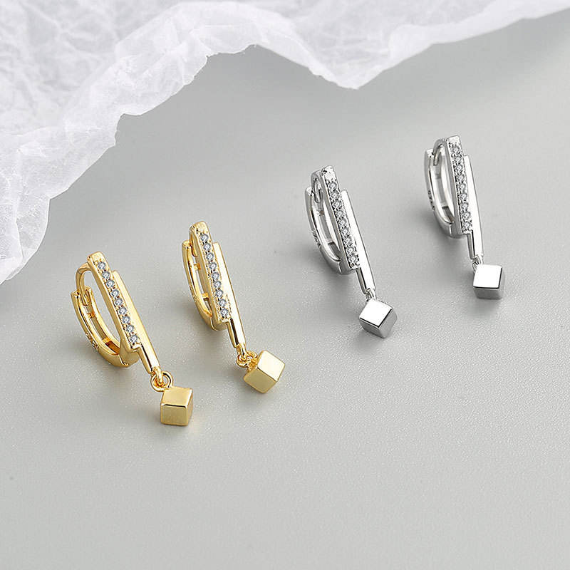 NEW Small Hoop Earrings Square Charms Gold Color Hoop Earrings for Women Ladies Minimalist Jewelry